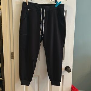 FIGS Zamora Jogger Scrub